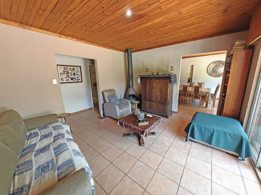 5 Bedroom Property for Sale in Bloemdal Free State